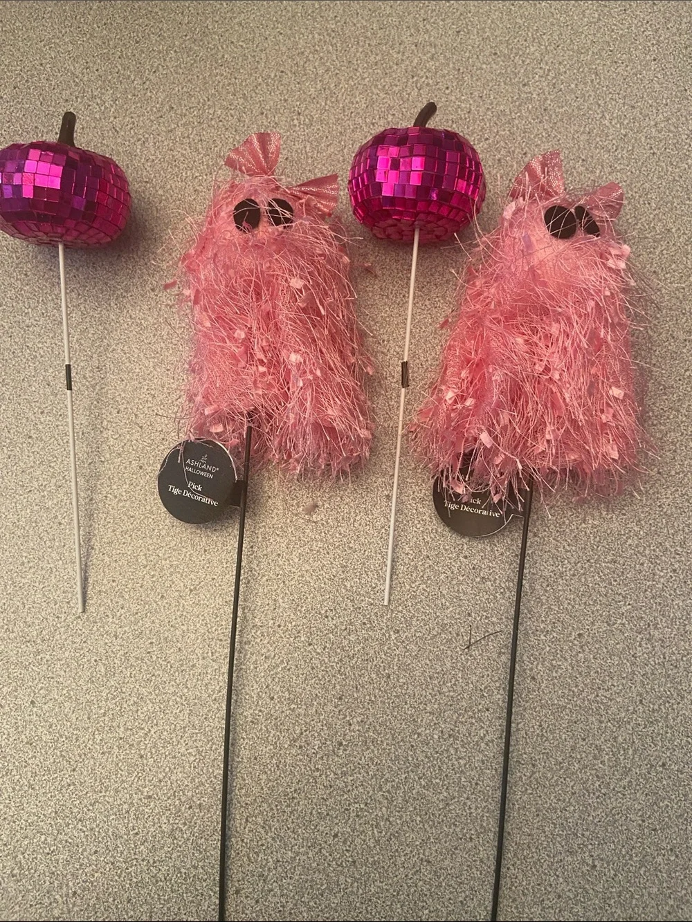 N/A bright pink
